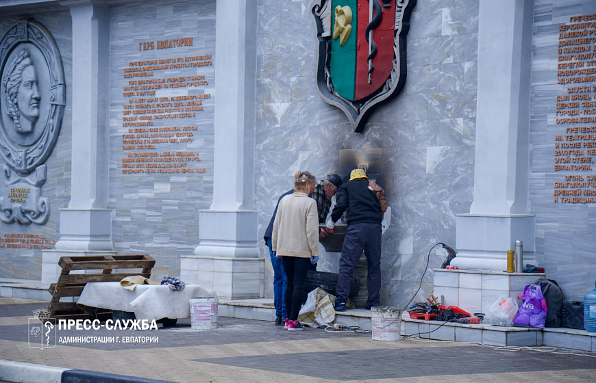 На мемориале «Красная горка» обновили горелочное устройство Вечного огня на памятнике «Скорбящая мать»